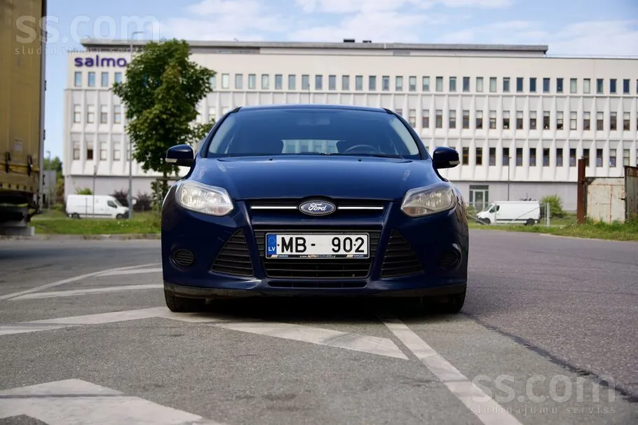 Ford Focus 2013 photo 2