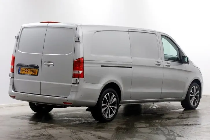 Mercedes-Benz Vito 2022 photo 2
