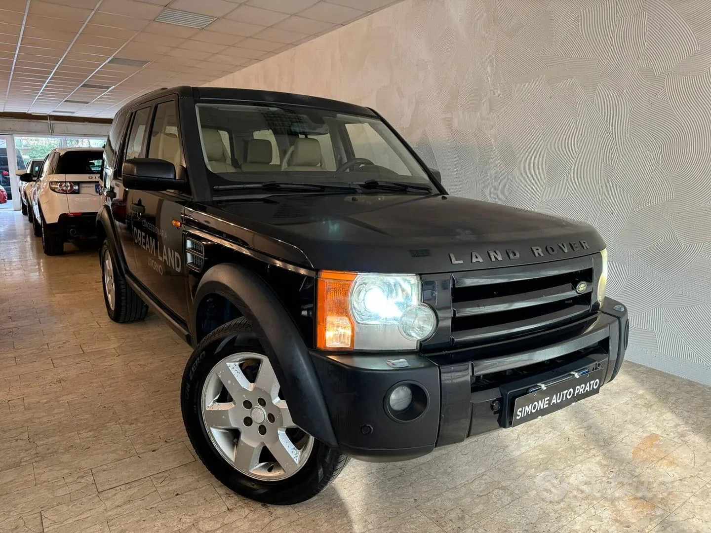 Land Rover Discovery 2004 photo 4