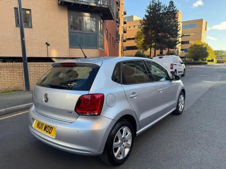 Volkswagen Polo 2011 photo 5