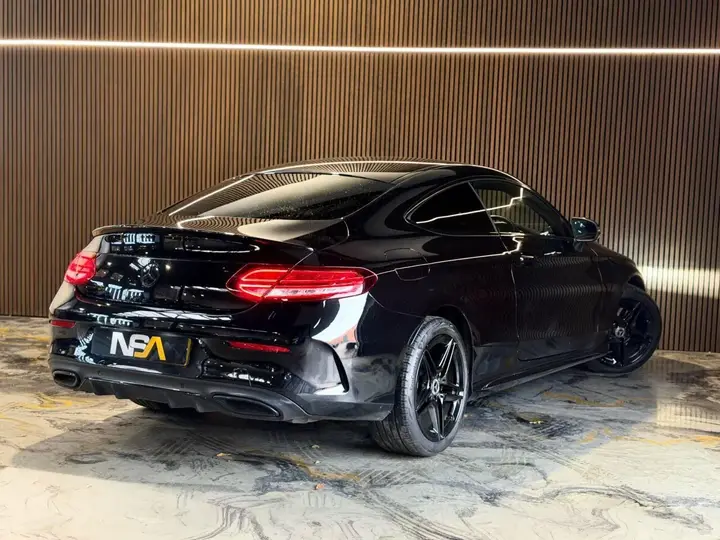 Mercedes-Benz C-Class 2019 photo 4
