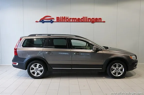 Volvo Xc70 2011 photo 2