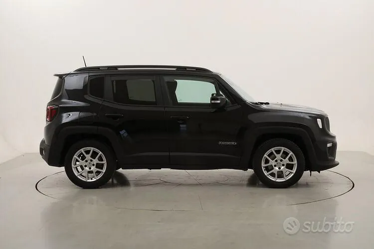 Jeep Renegade 2023 photo 3