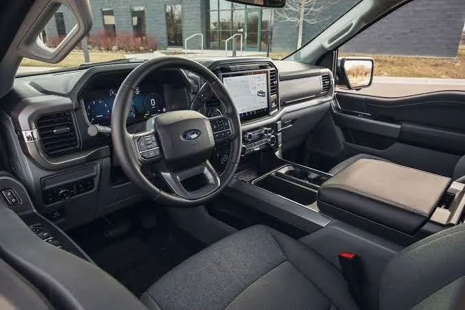 Ford F-150 2025 photo 5