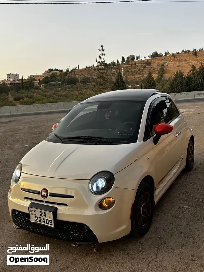 Fiat 500E 2015 photo 4