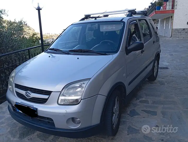 Suzuki Ignis 2004 photo 4