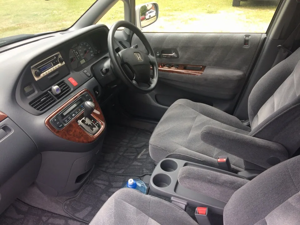 Honda Odyssey 2002 photo 5