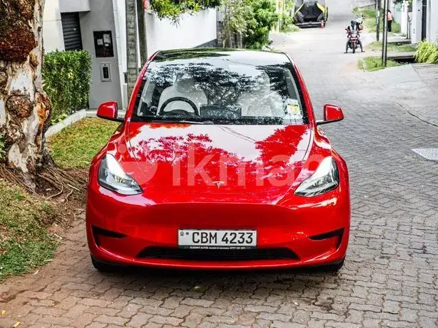 Tesla Model Y 2024 photo 4