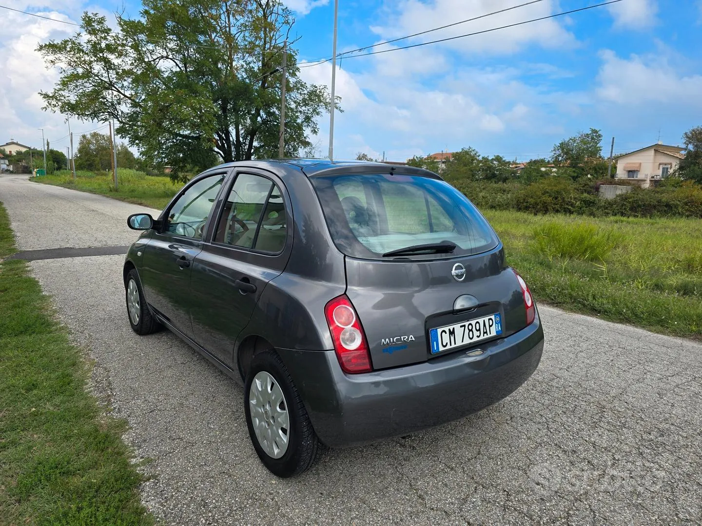 Nissan Micra 2004 photo 4