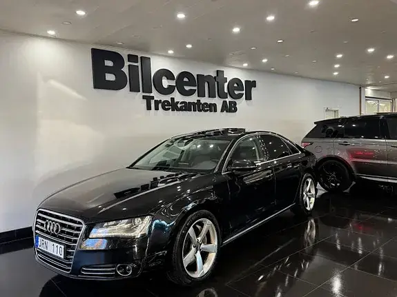 Audi A8 2010 photo 2