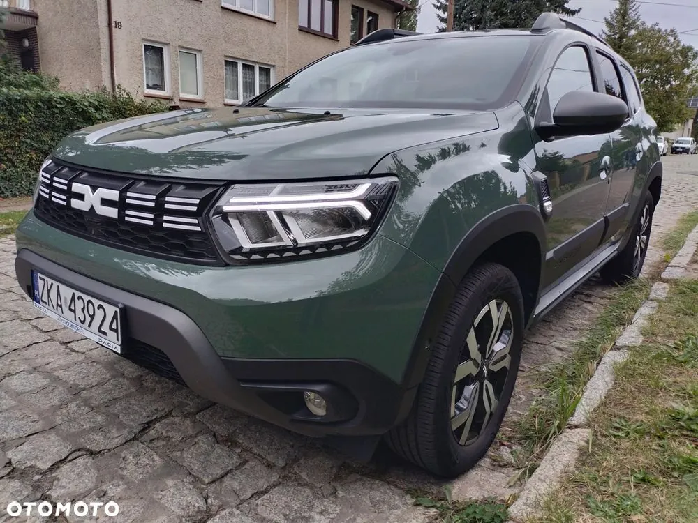Dacia Duster 2023 photo 2
