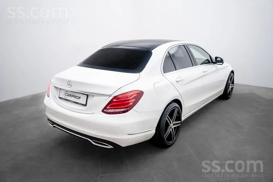 Mercedes-Benz C 180 Avantgarde 2014 photo 4