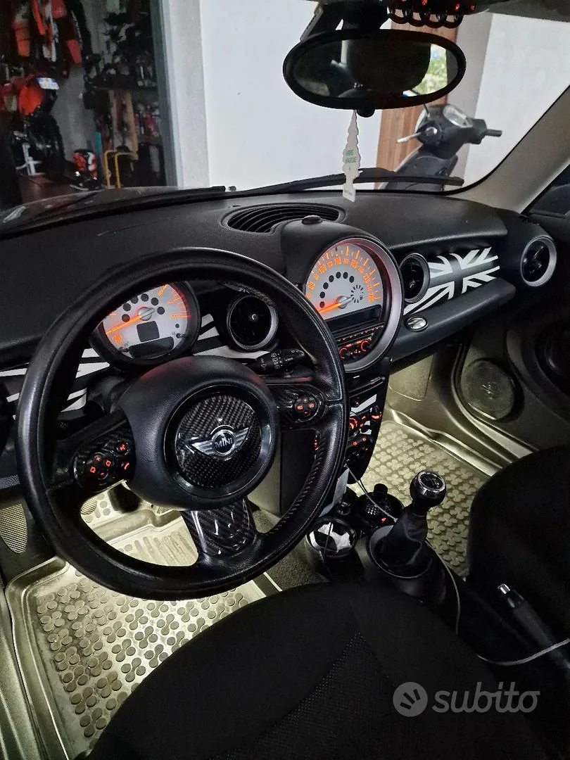 Mini Mini One 2010 photo 5