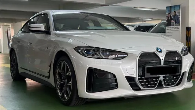 BMW I4