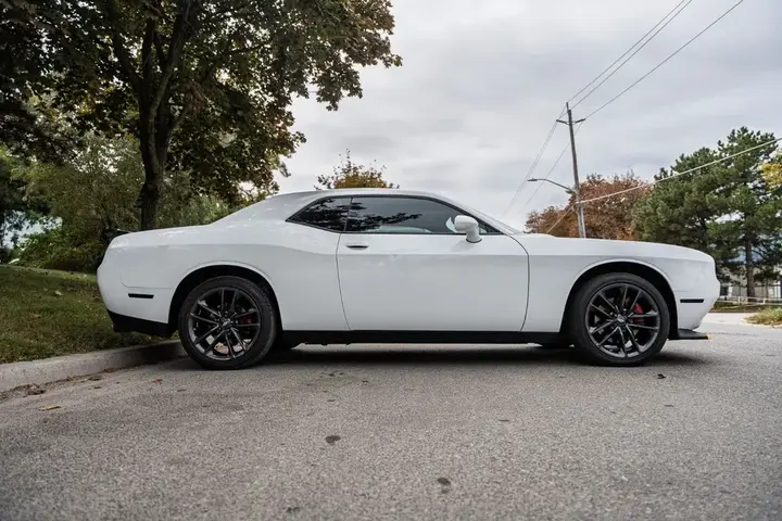 Dodge Challenger 2022 photo 5