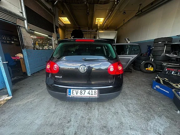 Volkswagen Golf Iv 2004 photo 2