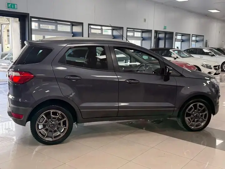 Ford Ecosport 2016 photo 4