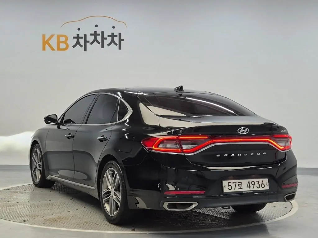Hyundai Grandeur 2017 photo 2