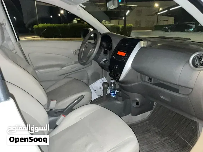 Nissan Sunny 2022 photo 3