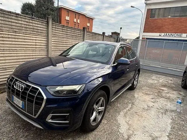 Audi Q5 2022 photo 3
