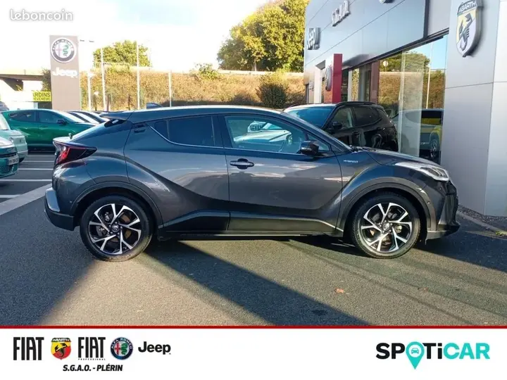 Toyota C-Hr 2022 photo 4