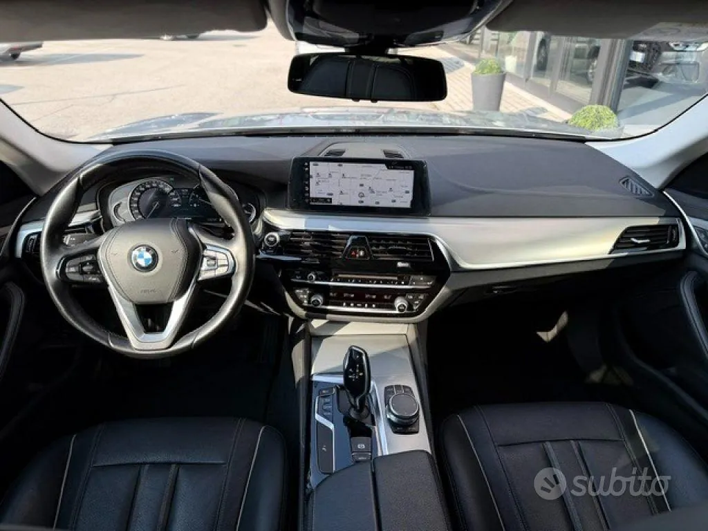 BMW 5 2019 photo 4