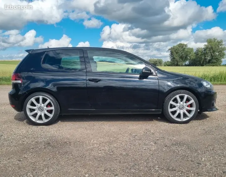 Volkswagen Golf 2009 photo 5