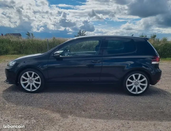Volkswagen Golf 2009 photo 4