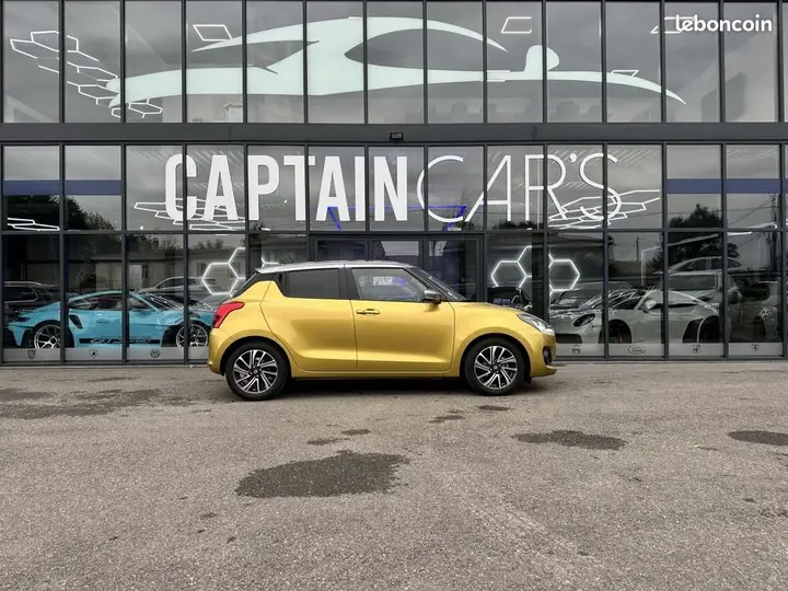Suzuki Swift 2022 photo 2