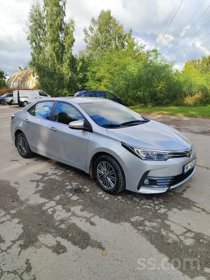 Toyota Corolla 2018 photo 3