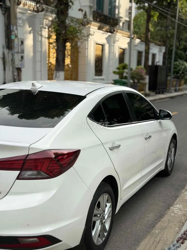 Hyundai Elantra 2021 photo 4