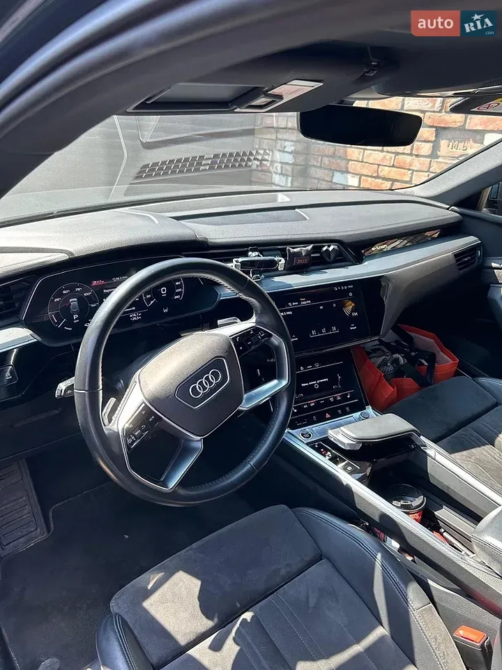 Audi E-Tron 2020 photo 5