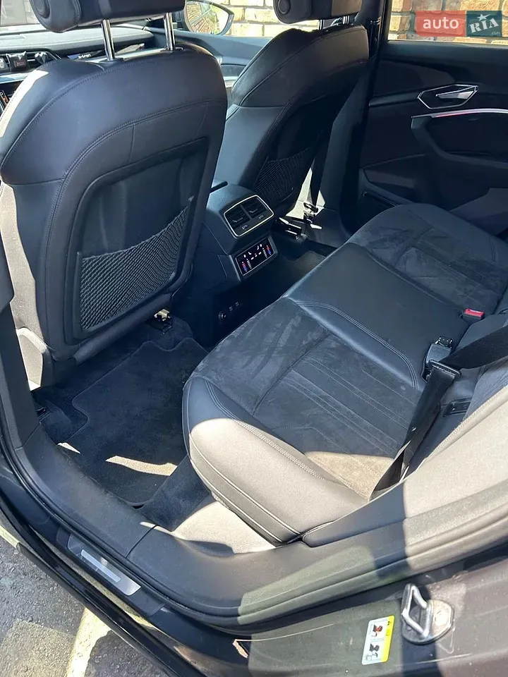 Audi E-Tron 2020 photo 4