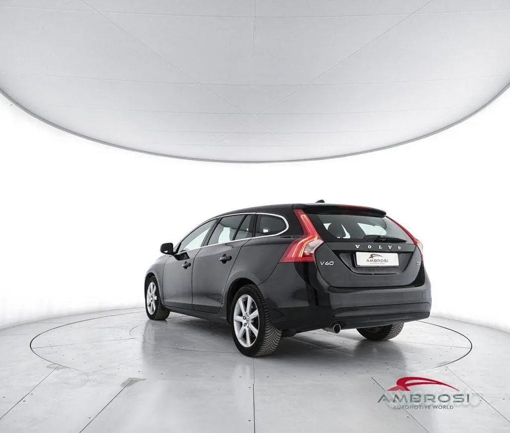 Volvo V60 2016 photo 4