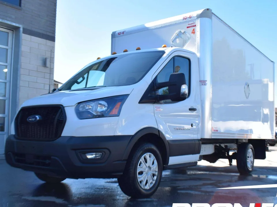 Ford Transit 2024 photo 2