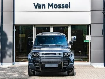 Land Rover Defender 2026 photo 2