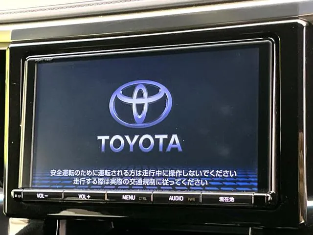Toyota Vellfire 2016 photo 3