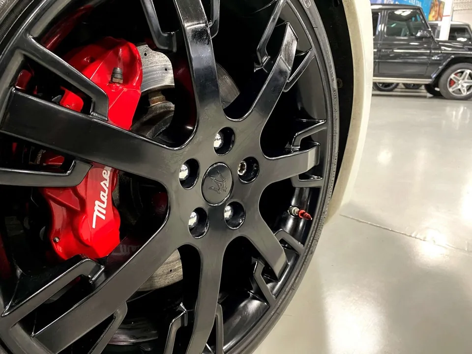 Maserati Granturismo 2013 photo 5
