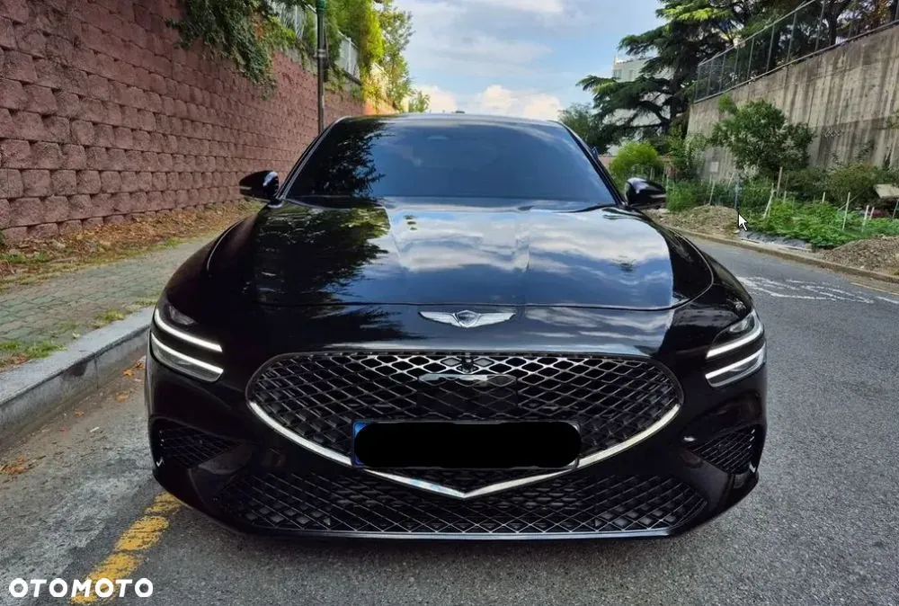 Genesis G70