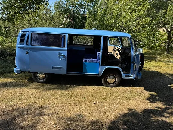 Volkswagen Transporter 1975 photo 4