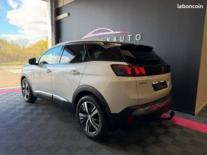 Peugeot 3008 2021 photo 4