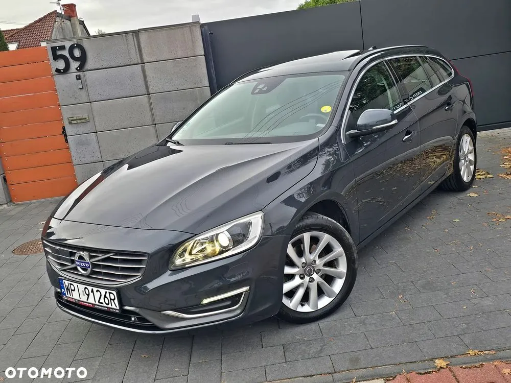 Volvo V60 2015 photo 4