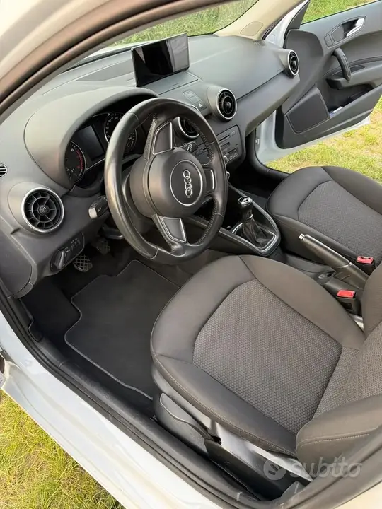 Audi A1 Sportback 2014 photo 3