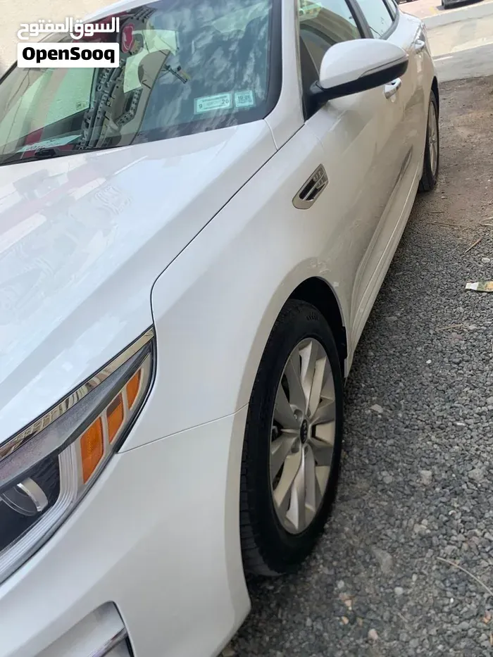 Kia Optima 2018 photo 2