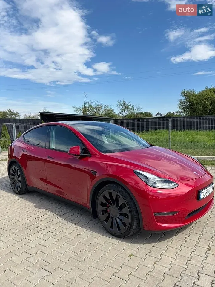 Tesla Model Y 2022 photo 2