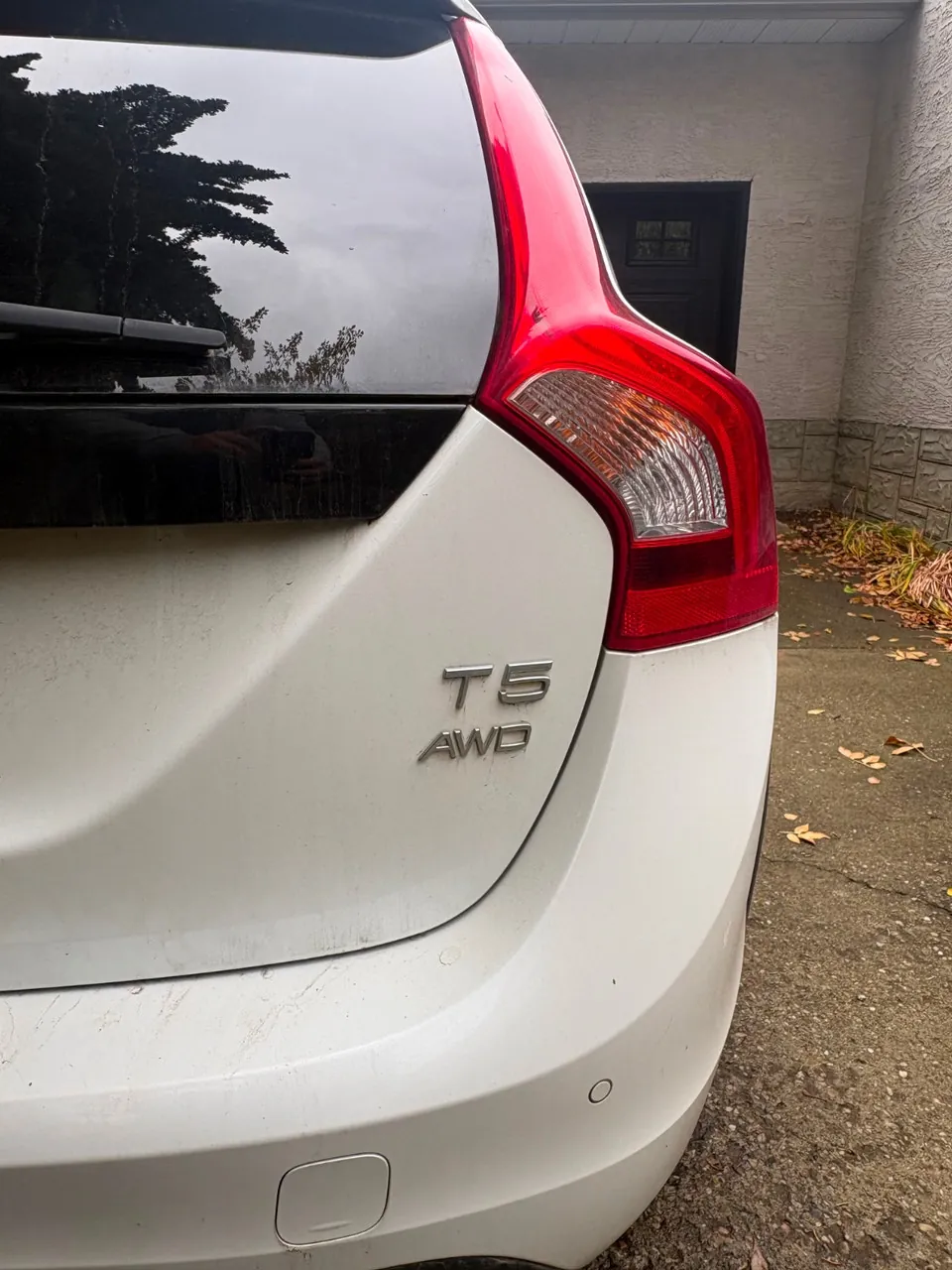 Volvo V60 Cross Country 2017 photo 2