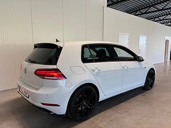 Volkswagen Golf I 2019 photo 3