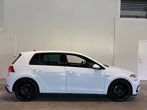 Volkswagen Golf I 2019 photo 2