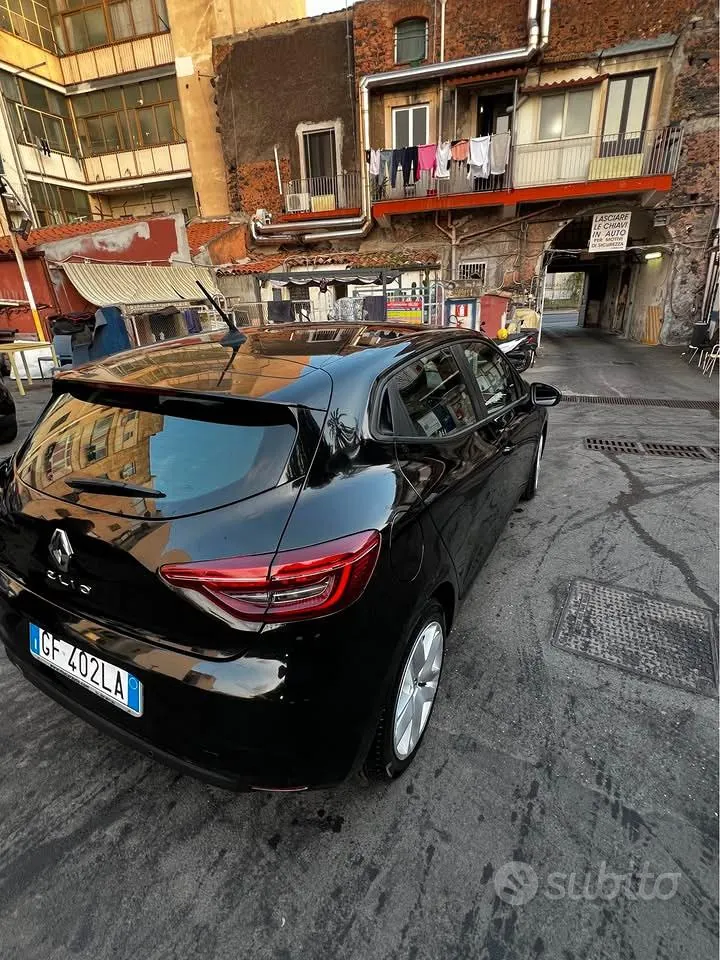 Renault Clio 2021 photo 3