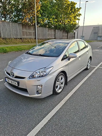 Toyota Prius 2011 photo 5